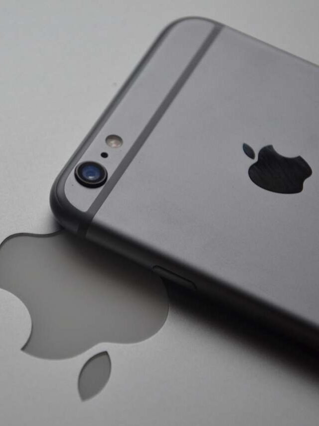 Apple Removes ICE-Tracking App From App Store